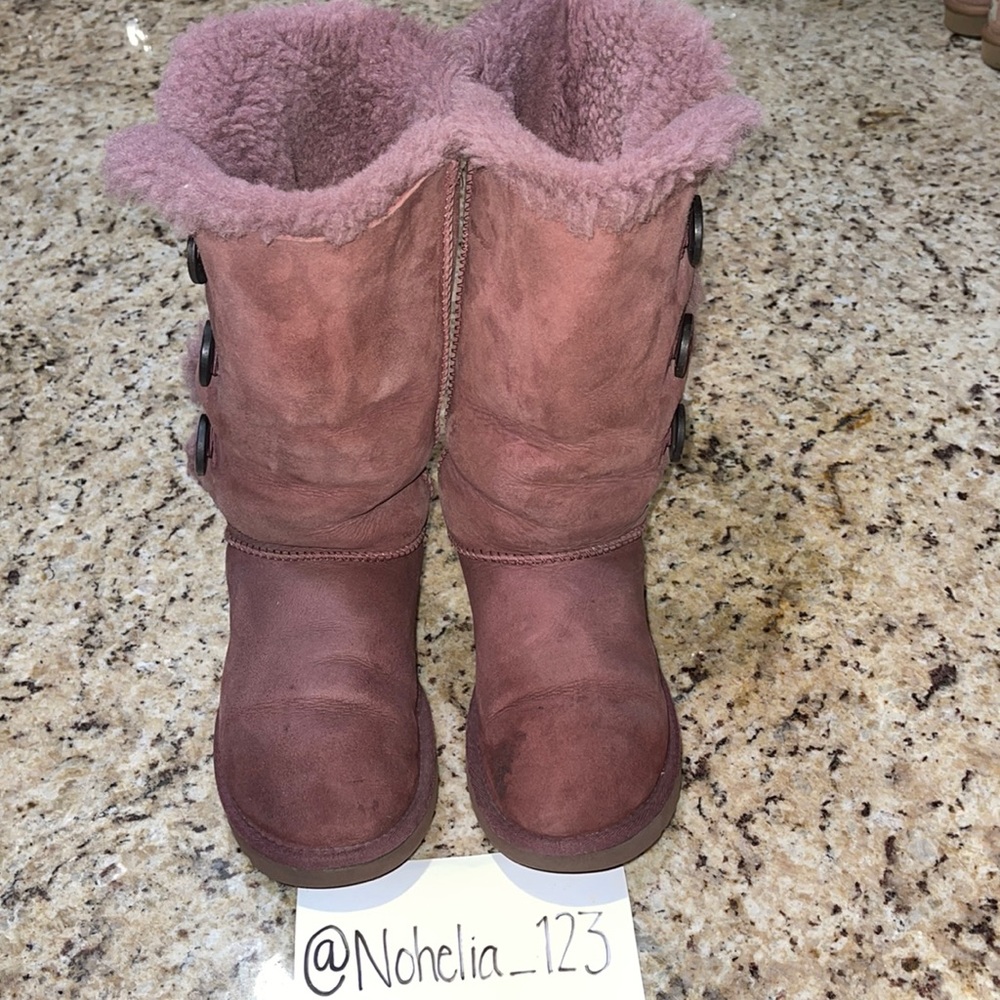 UGG Bailey Button Triplet